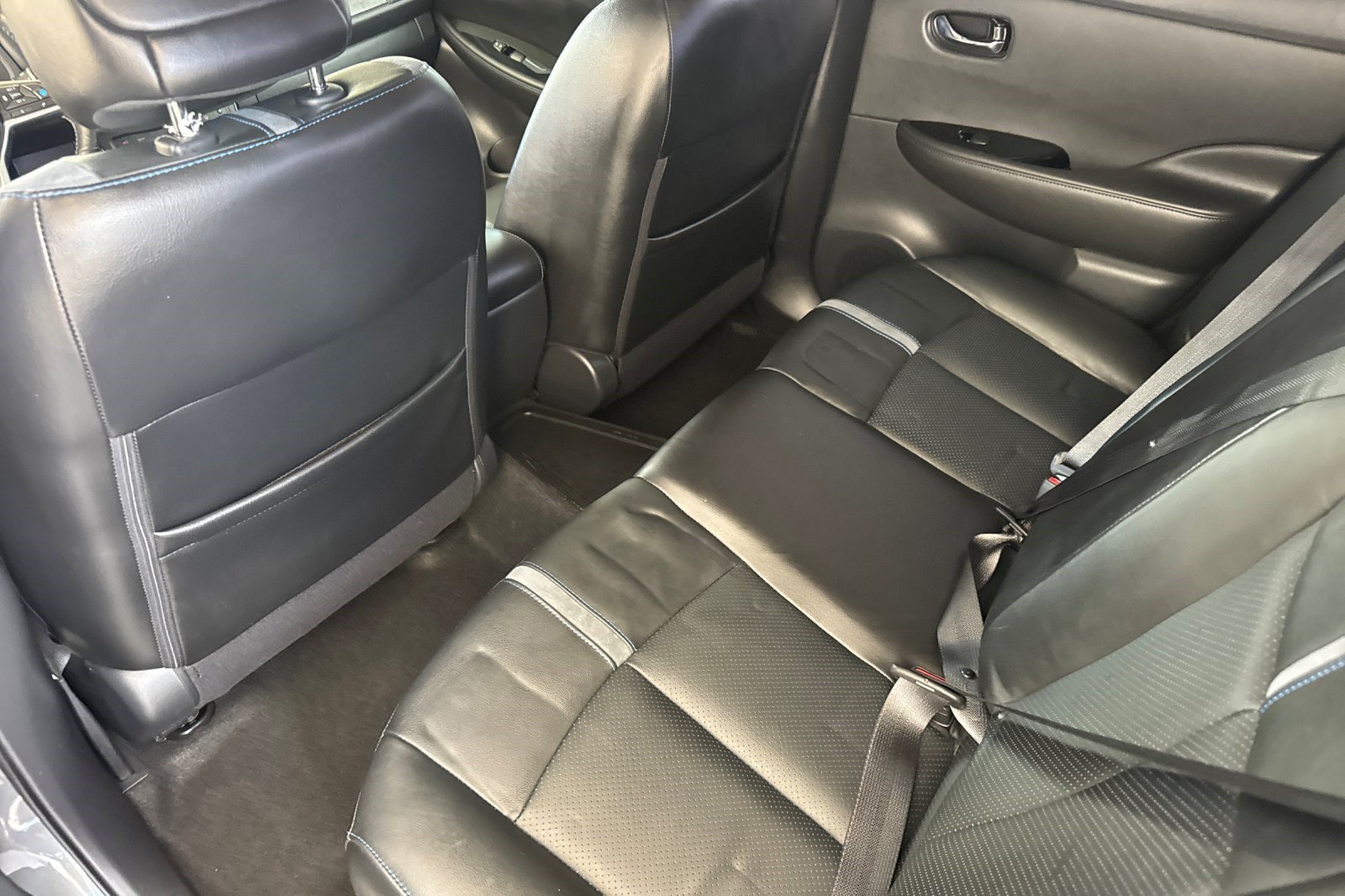 Used 2018 Nissan Leaf SL w/ SL Technology Package FWD image 26