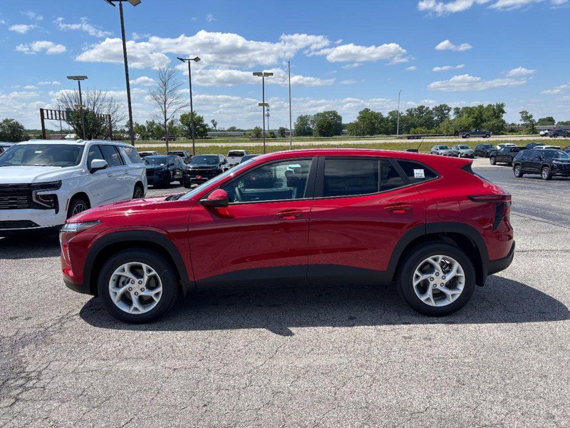New 2026 Chevrolet Trax LS w/ LS Convenience Package FWD video 2