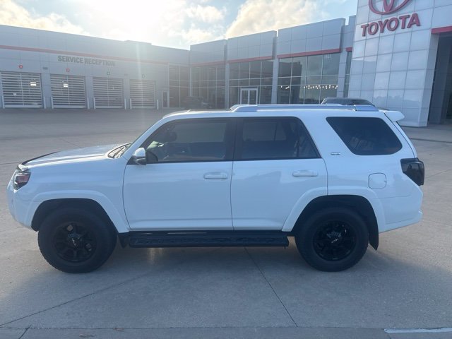 Used 2015 Toyota 4Runner SR5 Premium AWD/4WD image 7