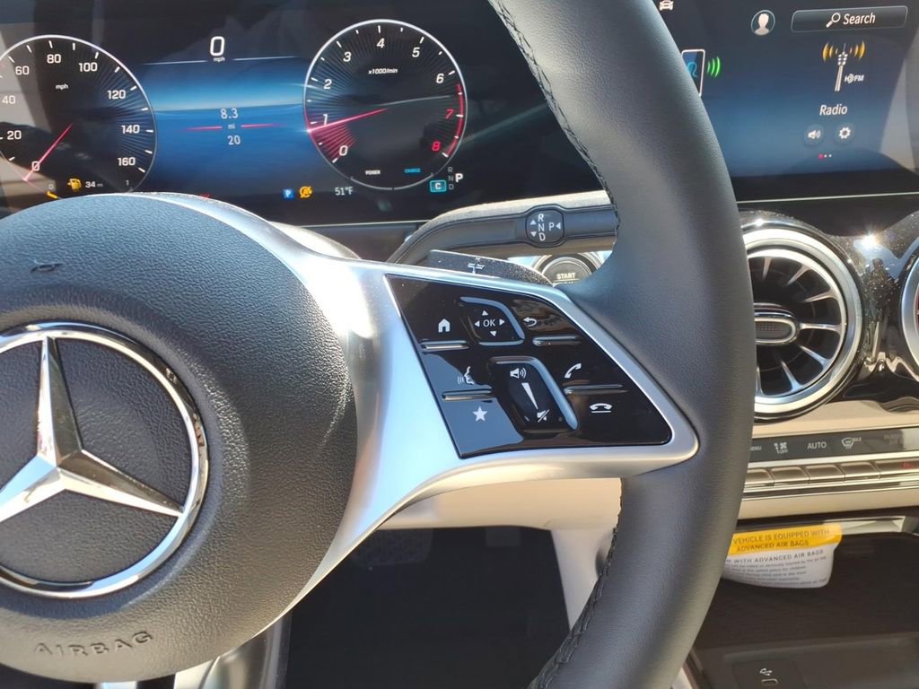 New 2026 Mercedes-Benz GLB 250 4MATIC image 21