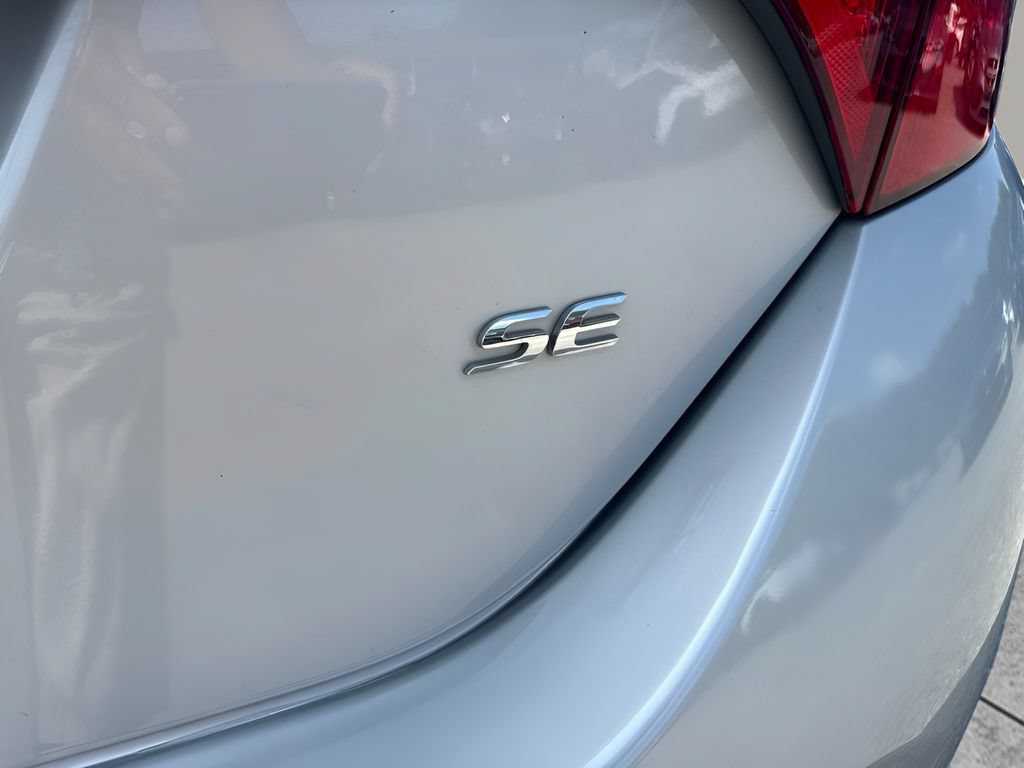 Used 2017 Toyota Corolla SE FWD image 22