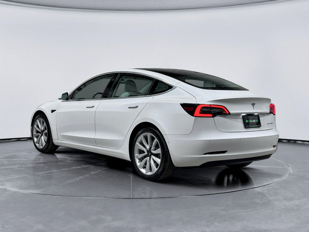 Used 2019 Tesla Model 3 Long Range image 2