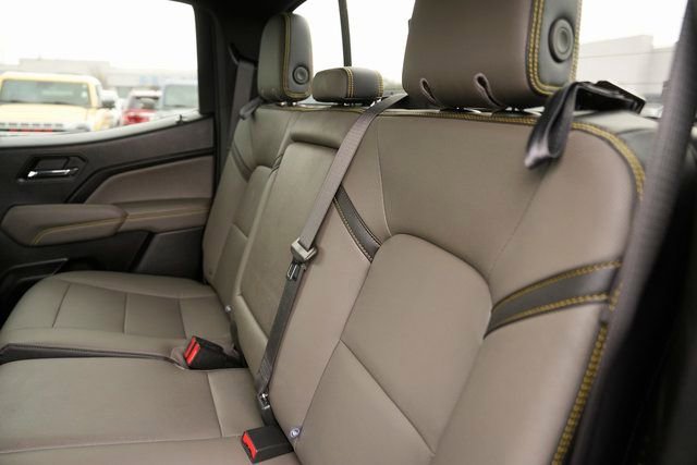Used 2023 Chevrolet Colorado ZR2 w/ ZR2 Convenience Package III image 13