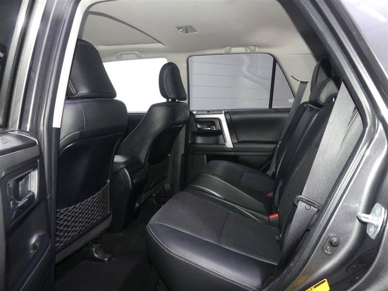 Used 2020 Toyota 4Runner Limited AWD/4WD image 27
