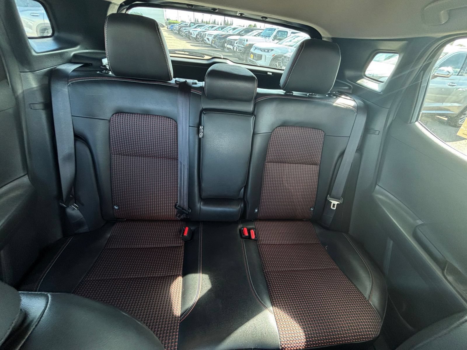 Used 2026 Nissan Kicks SR AWD/4WD image 38