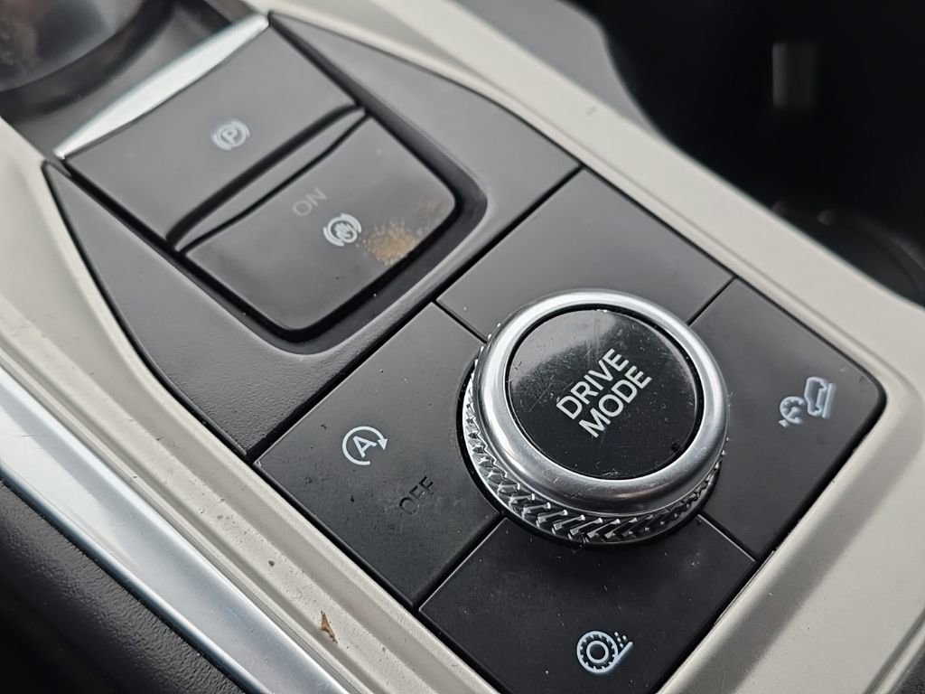 Used 2023 Ford Explorer XLT w/ Equipment Group 202A image 34