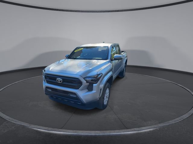 Used 2025 Toyota Tacoma SR5 image 7