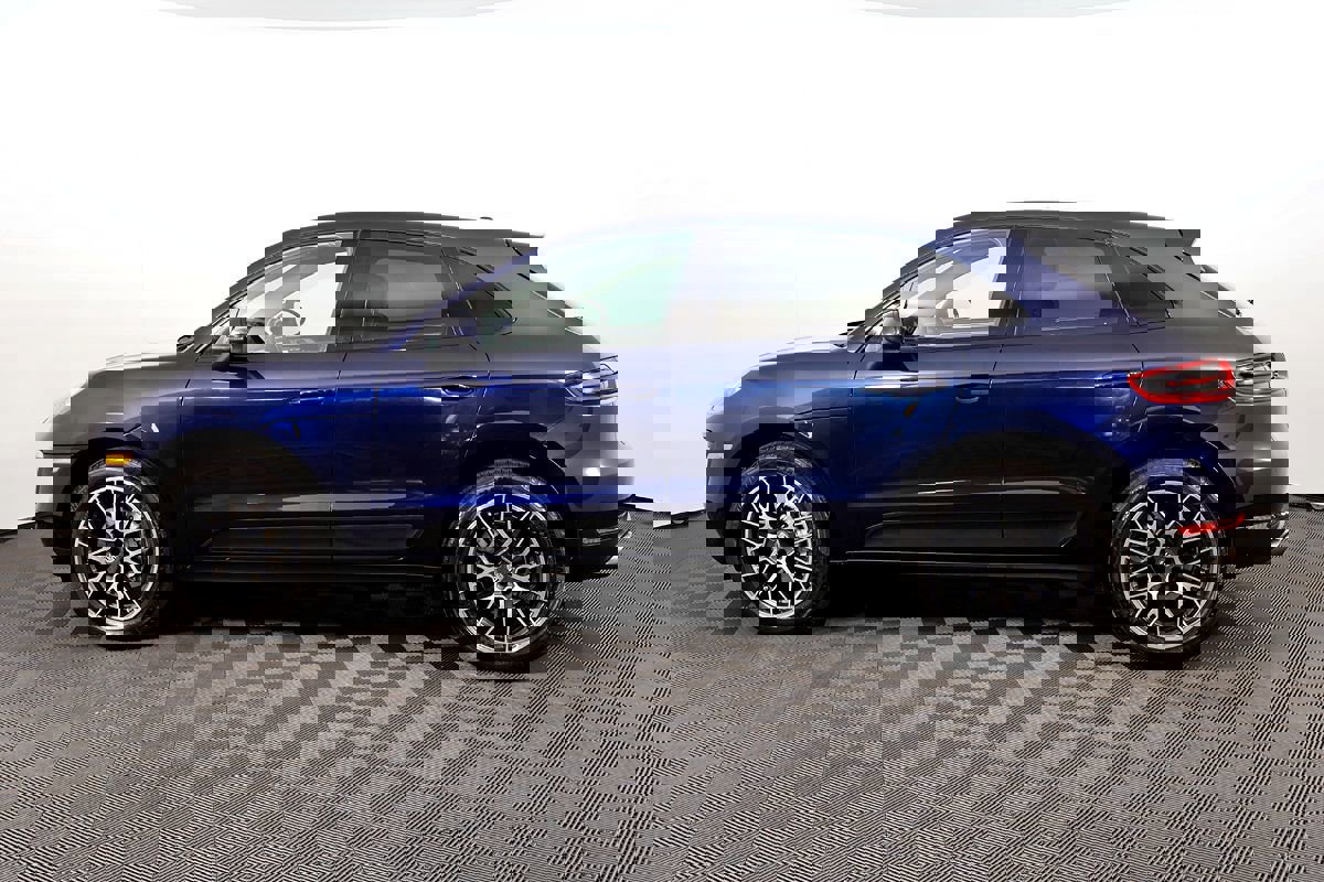 Used 2017 Porsche Macan S image 12