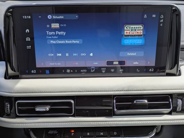 New 2026 Lincoln Aviator Black Label w/ Black Label Special Edition image 18