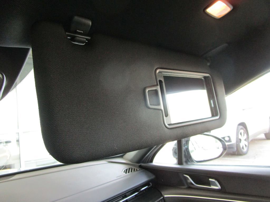 Used 2025 Kia K5 GT-Line image 35