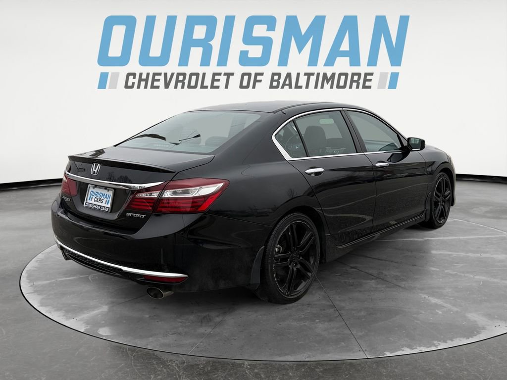 Used 2017 Honda Accord Sport image 6