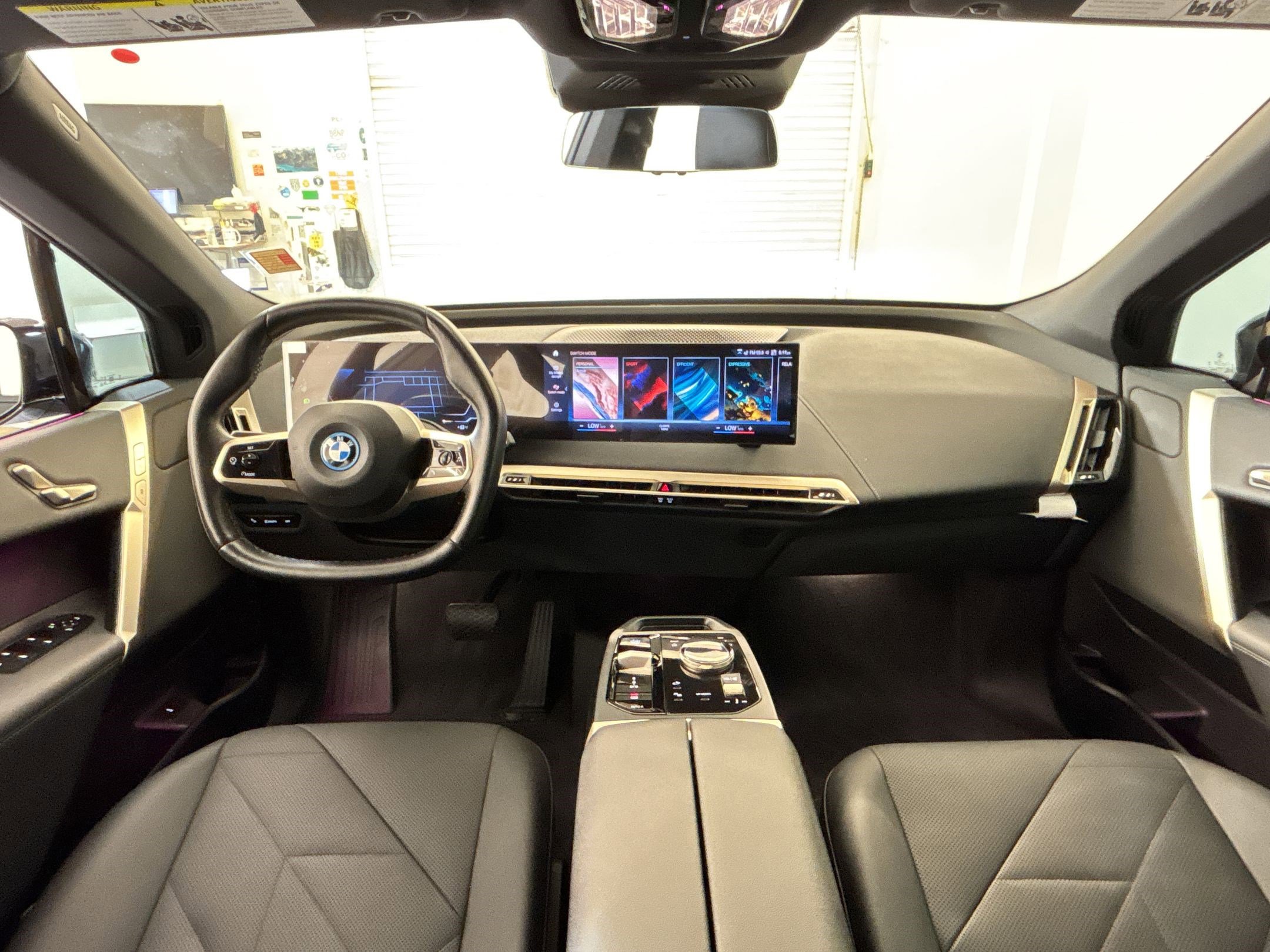 Certified 2023 BMW iX xDrive50 image 15