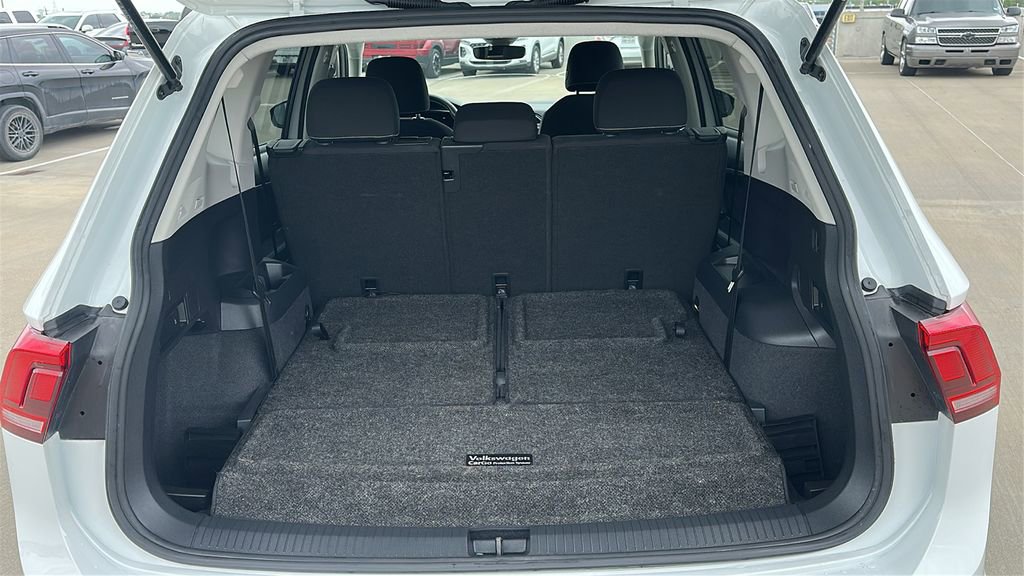 Used 2023 Volkswagen Tiguan S image 34