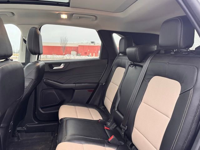 Used 2022 Ford Escape Titanium w/ Titanium Elite Package image 28