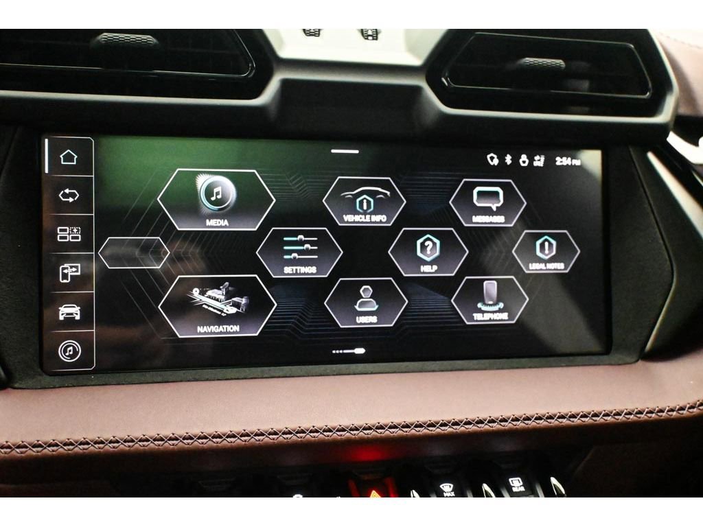 Used 2025 Lamborghini Urus SE image 81