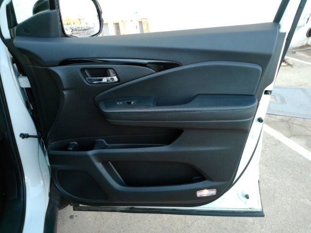 Used 2021 Honda Pilot Touring image 22