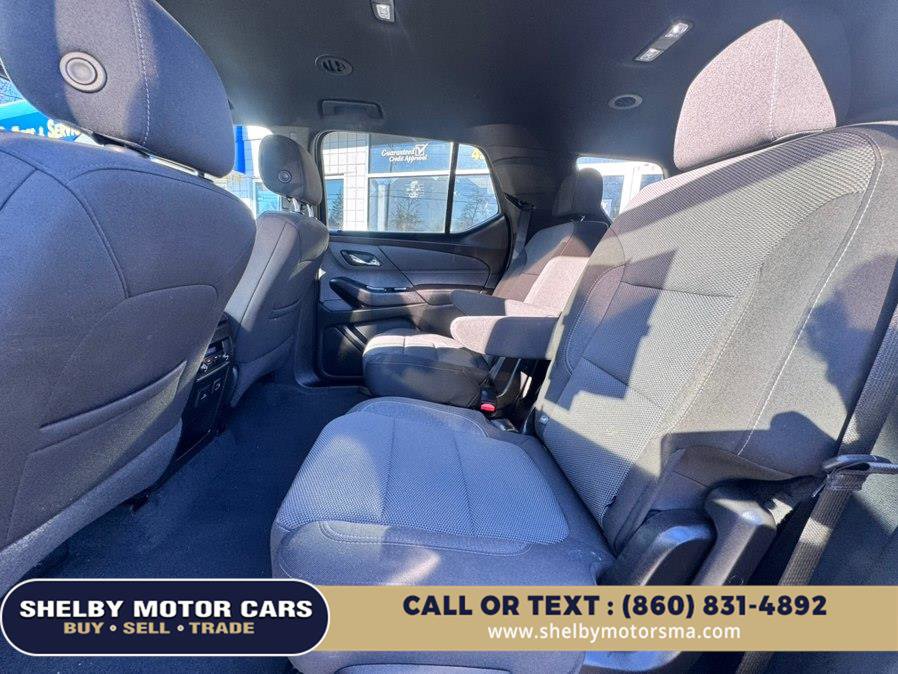 Used 2022 Chevrolet Traverse LT w/ LPO, Floor Liner Package image 16