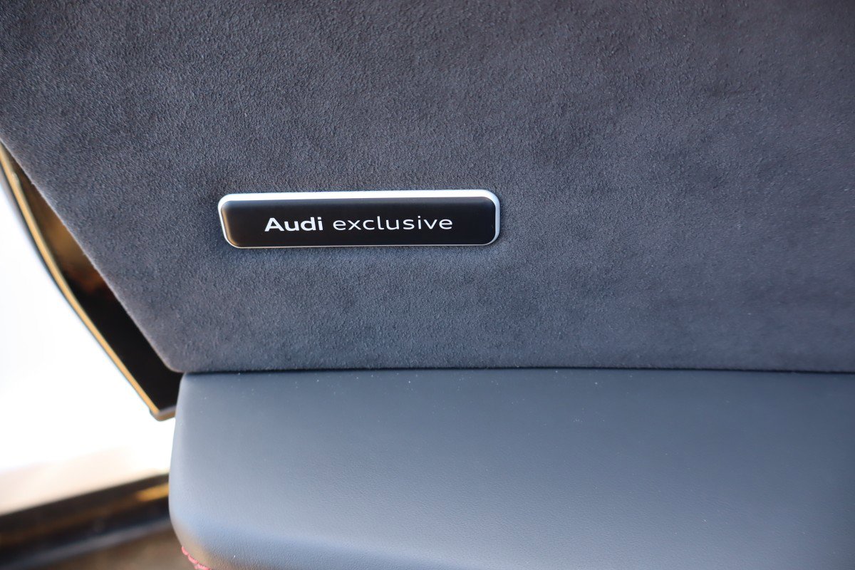 Used 2023 Audi RS e-tron GT image 21