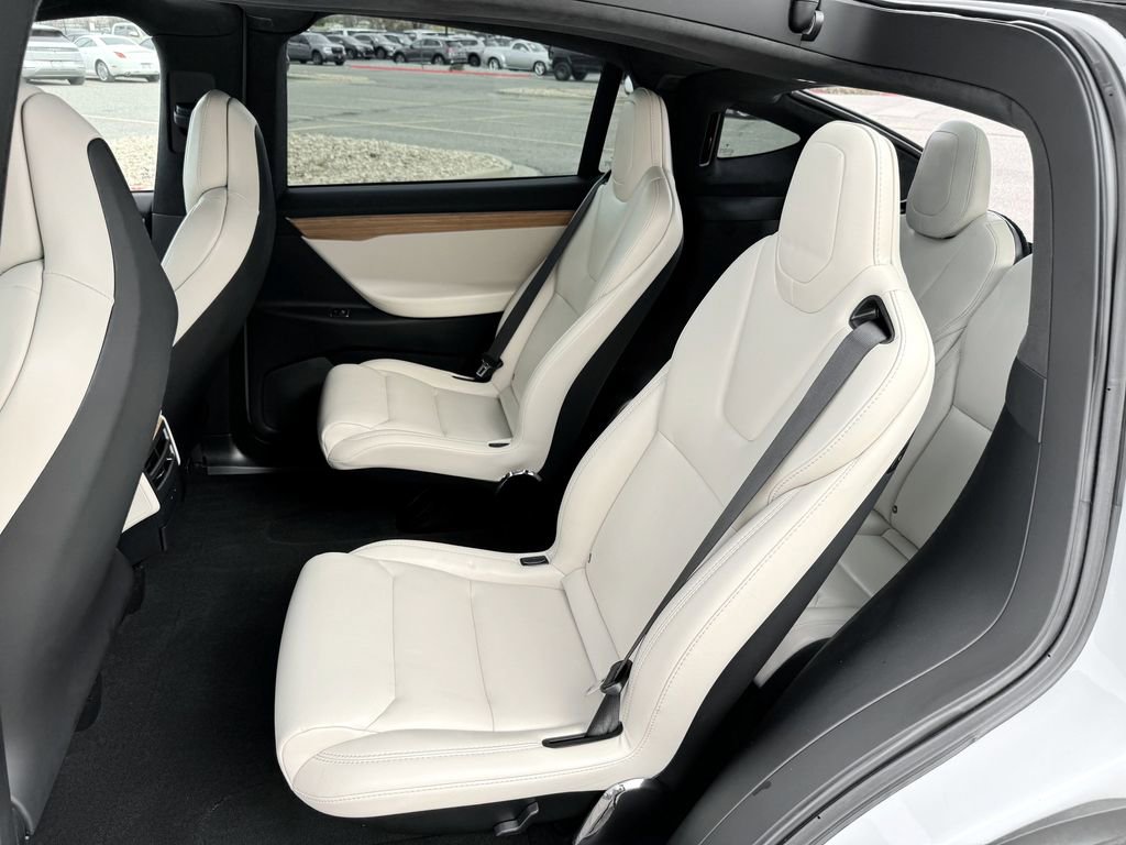 Used 2019 Tesla Model X P100D image 24
