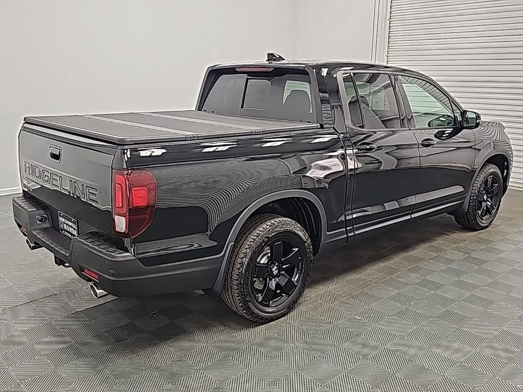 New 2026 Honda Ridgeline Black Edition image 8