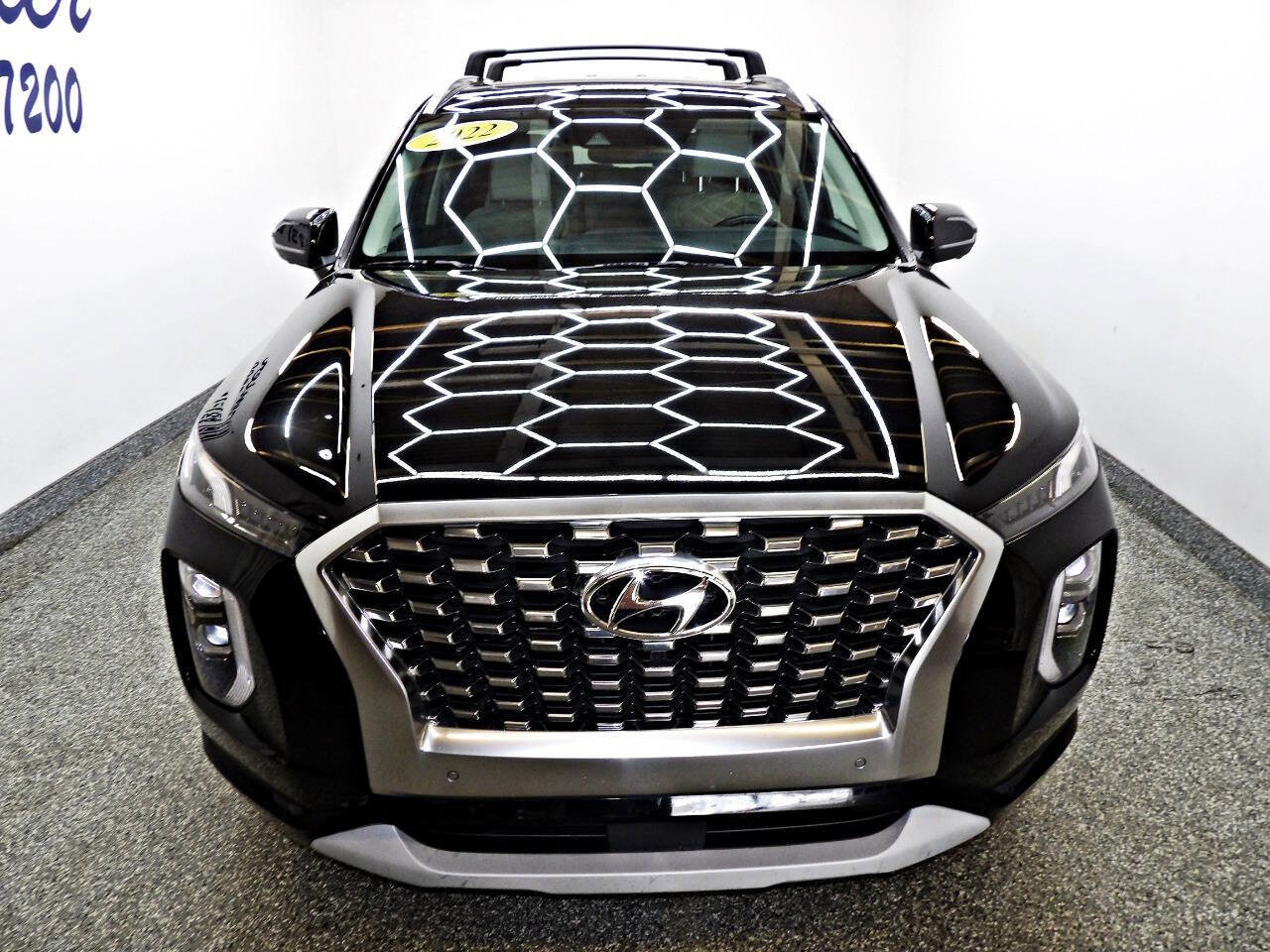 Used 2022 Hyundai Palisade Limited w/ Cargo Package image 2
