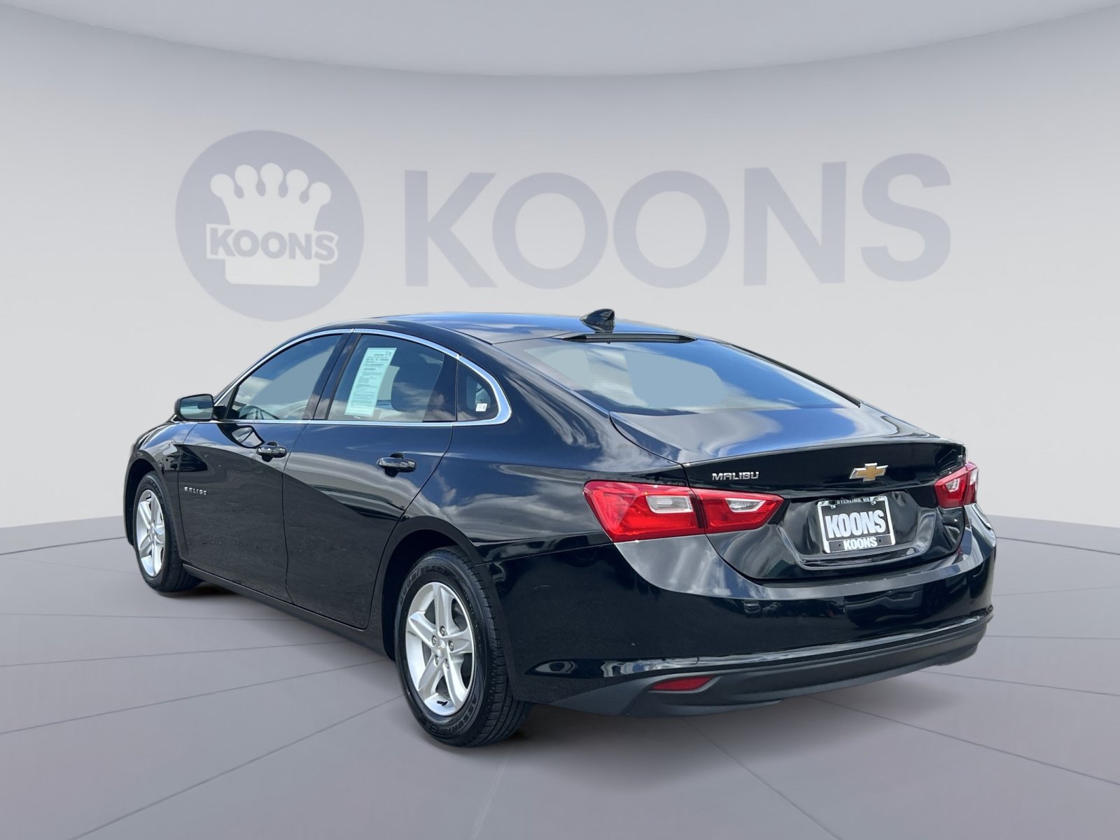 Used 2023 Chevrolet Malibu LT FWD image 14