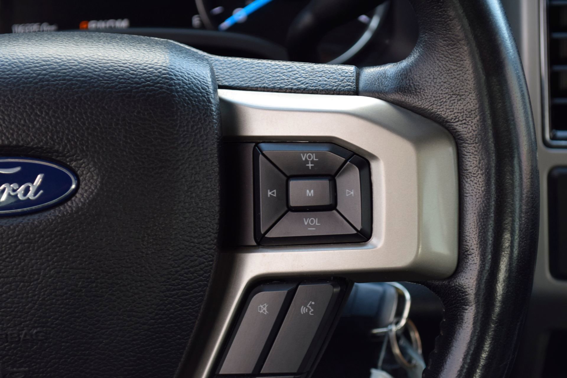 Used 2021 Ford F250 Lariat w/ Lariat Value Package AWD/4WD image 9