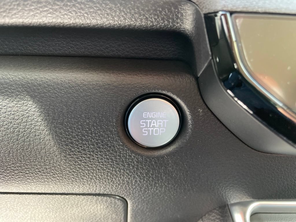 New 2026 Kia Carnival EX FWD image 23