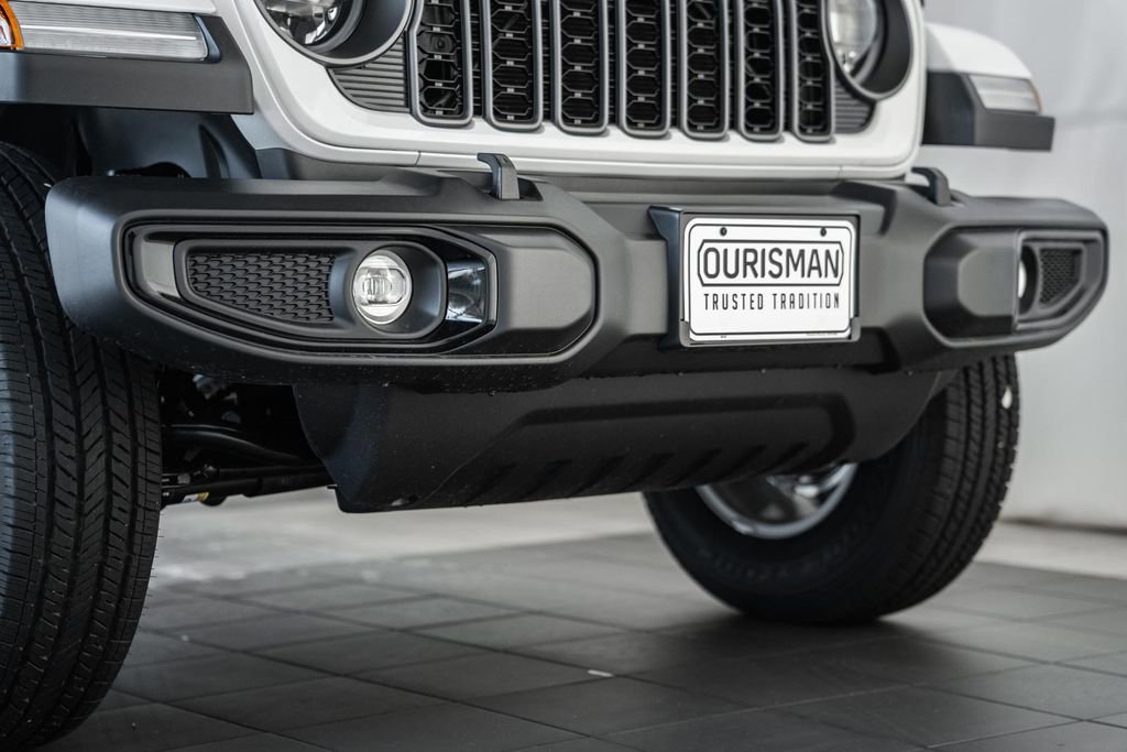 New 2025 Jeep Gladiator Sport image 12