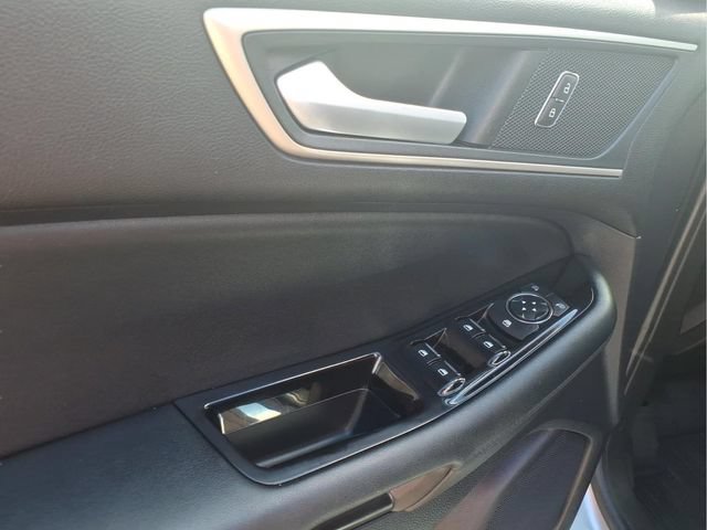 Used 2020 Ford Edge SEL w/ Convenience Package AWD/4WD image 14