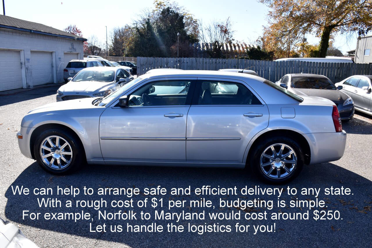 Used 2008 Chrysler 300 Limited image 28