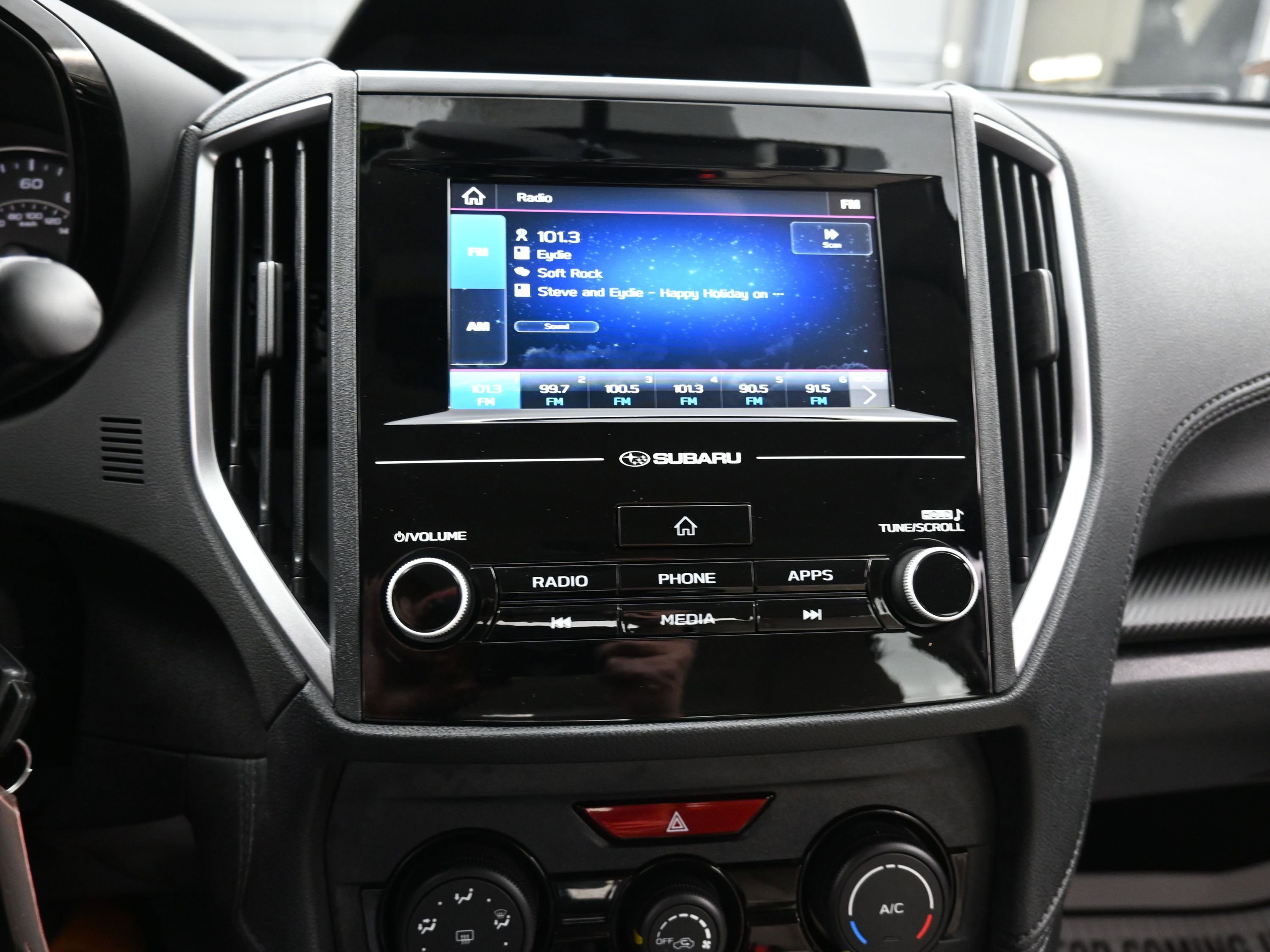 Used 2022 Subaru Impreza 2.0i image 23