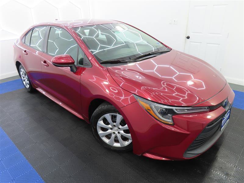 Used 2023 Toyota Corolla LE FWD image 5