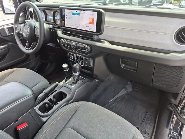 Used 2024 Jeep Gladiator Sport AWD/4WD image 26