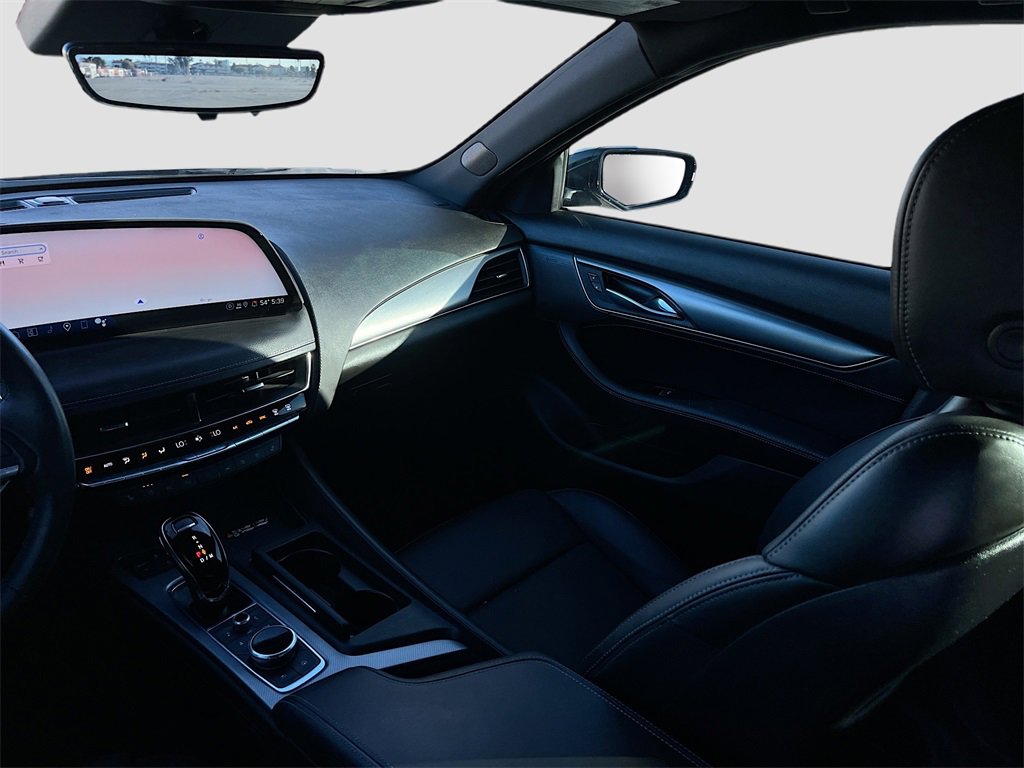 Used 2025 Cadillac CT5 Premium Luxury image 25