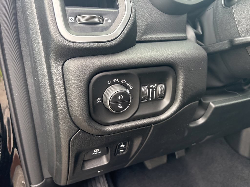New 2026 RAM 1500 Big Horn AWD/4WD image 24