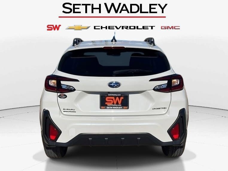 Used 2024 Subaru Crosstrek 2.0i Premium w/ Crosstrek Mirror Package image 6