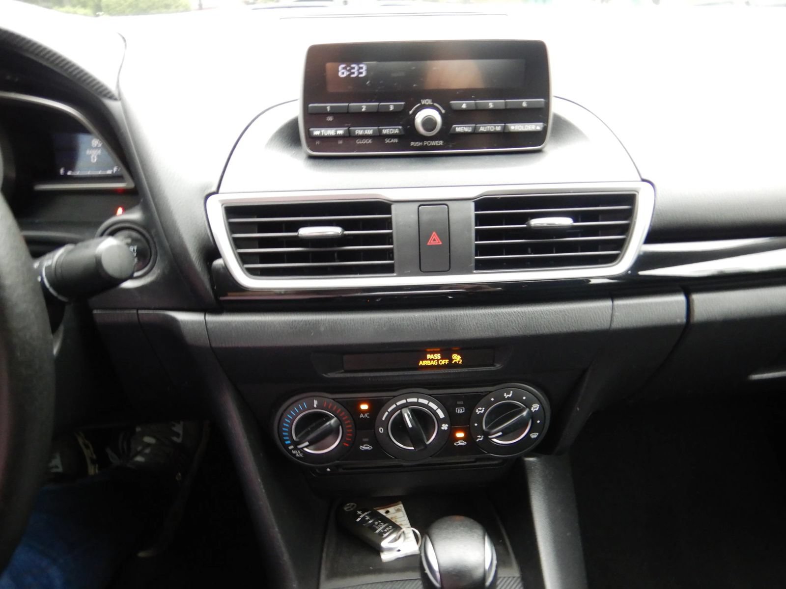 Used 2014 MAZDA MAZDA3 i Touring FWD image 15