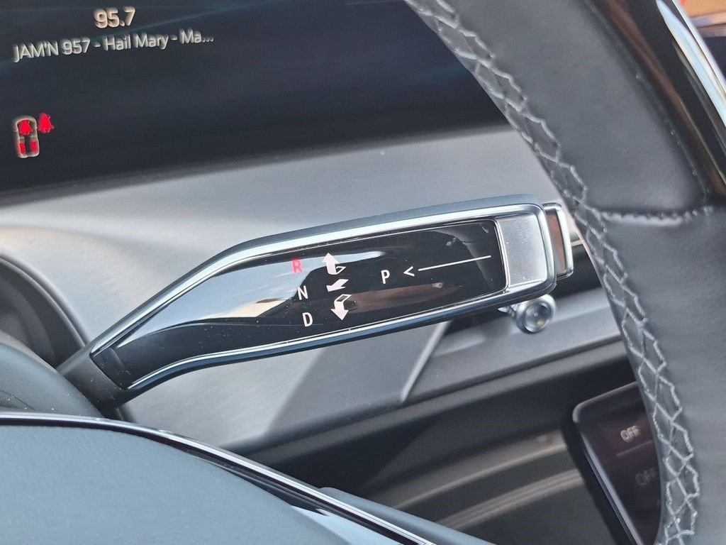 Certified 2026 Cadillac Vistiq Luxury w/ LPO, Floor Liner Package AWD/4WD image 14