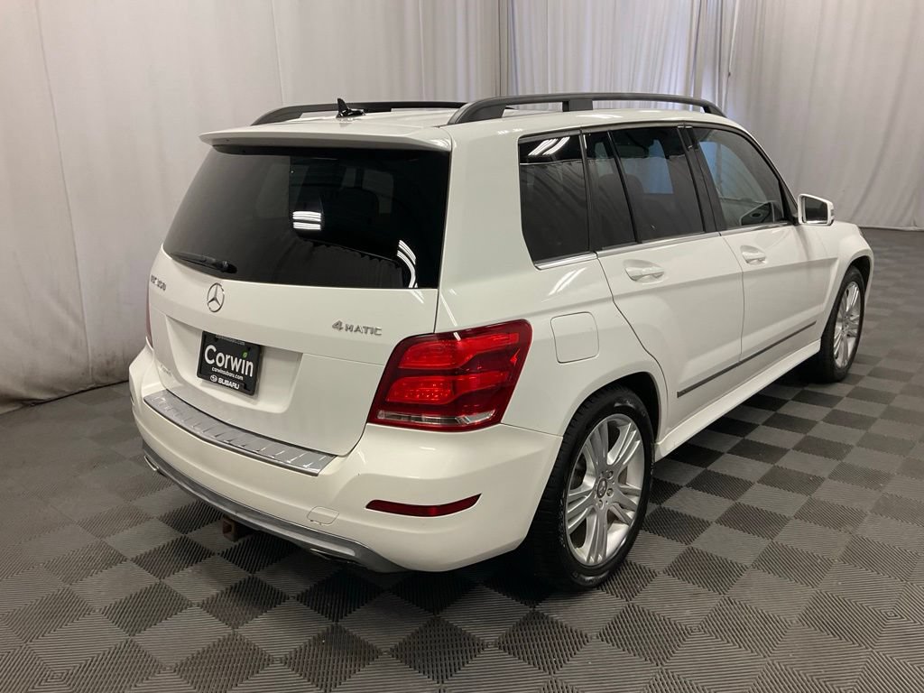 Used 2015 Mercedes-Benz GLK 350 4MATIC image 5