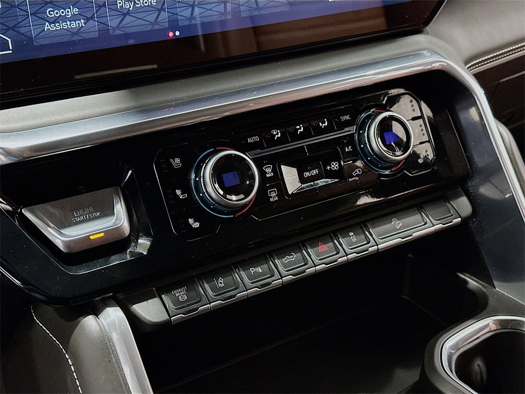 Used 2025 GMC Sierra 2500 Denali Ultimate image 16