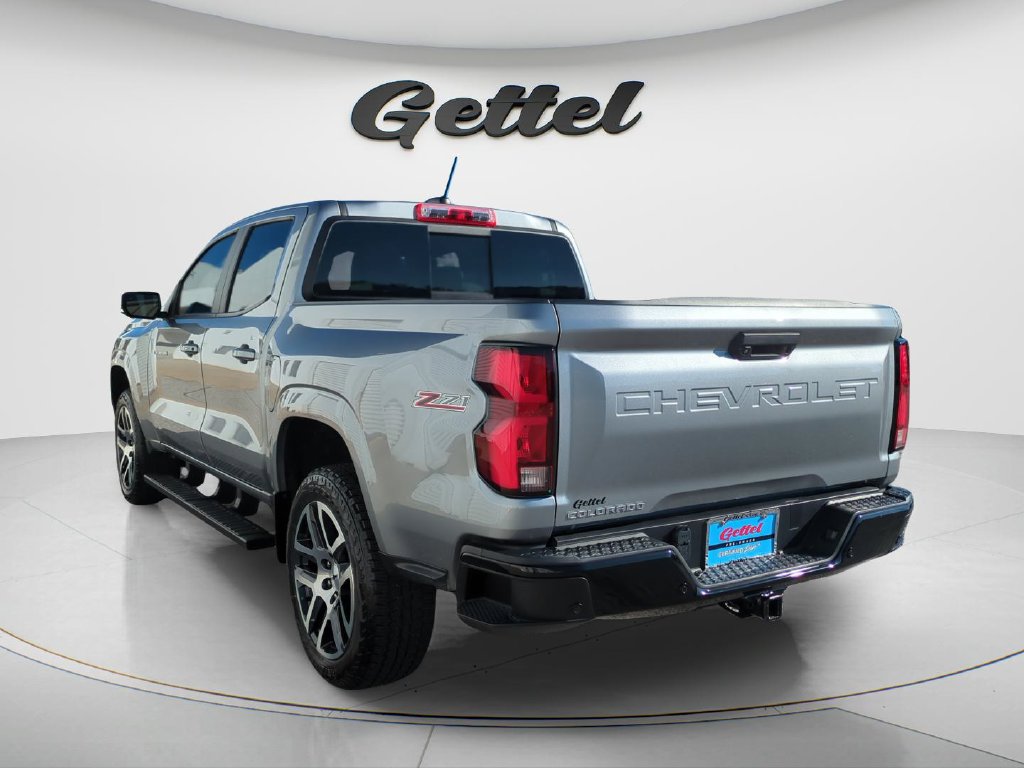 Used 2023 Chevrolet Colorado Z71 w/ Z71 Convenience Package 2 AWD/4WD image 7