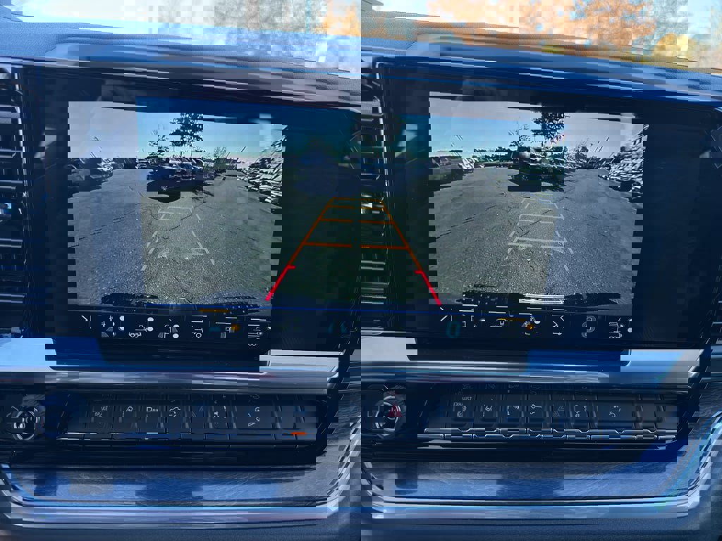 New 2026 Chevrolet Silverado 2500 LTZ w/ LTZ Convenience Package image 21