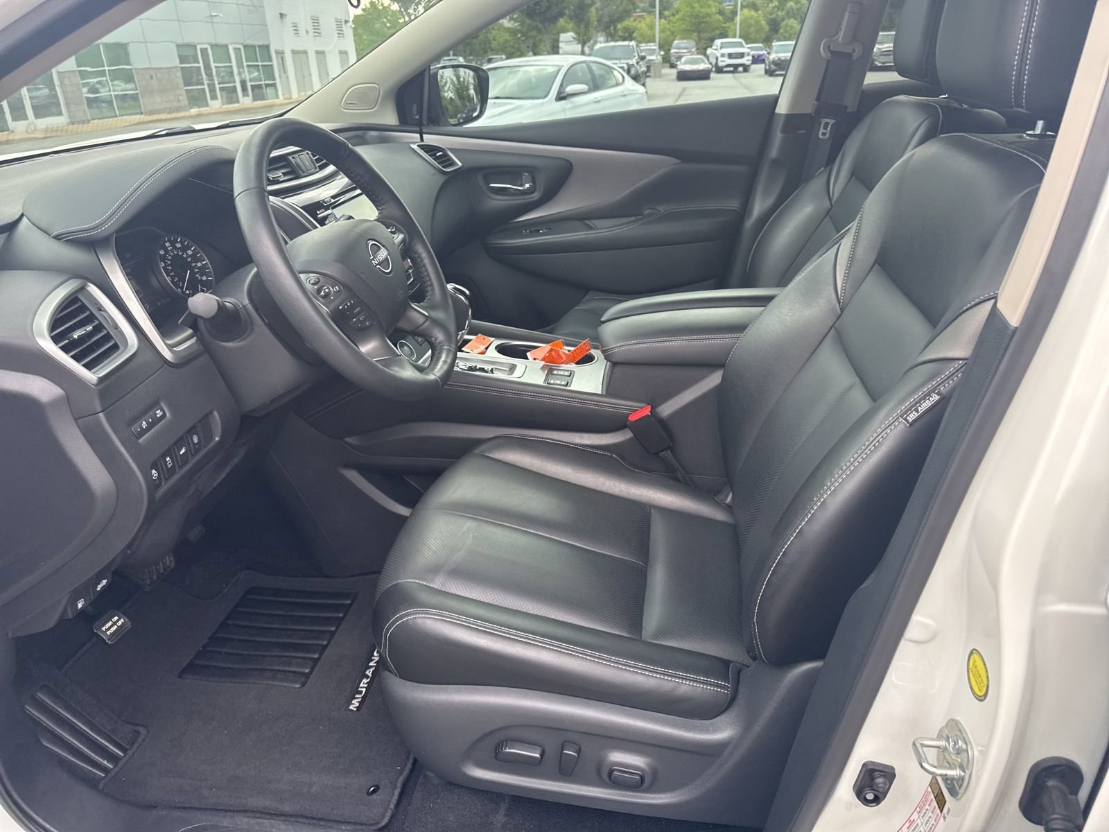 Used 2023 Nissan Murano SL w/ SL Moonroof Package FWD image 12