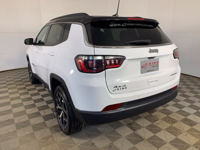 New 2027 Jeep Compass Limited AWD/4WD image 4