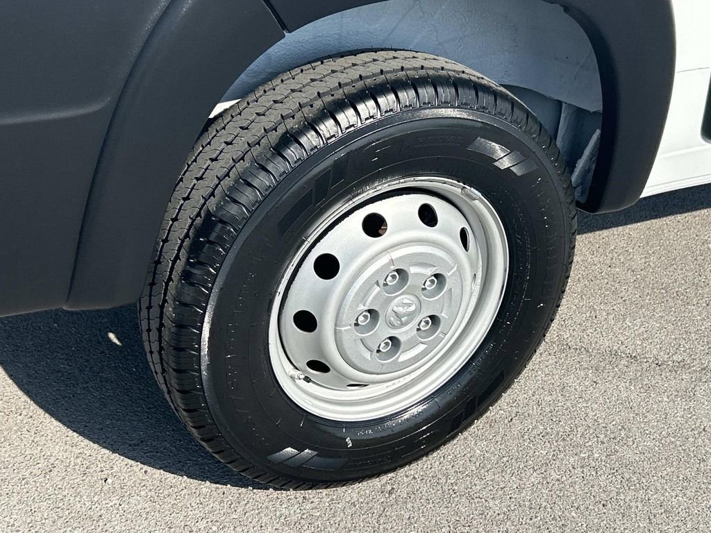 Used 2023 RAM ProMaster 2500 image 13