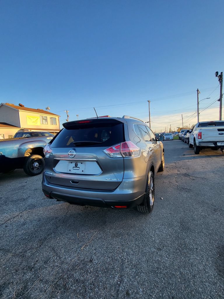 Used 2016 Nissan Rogue SL w/ SL Premium Package AWD/4WD image 6
