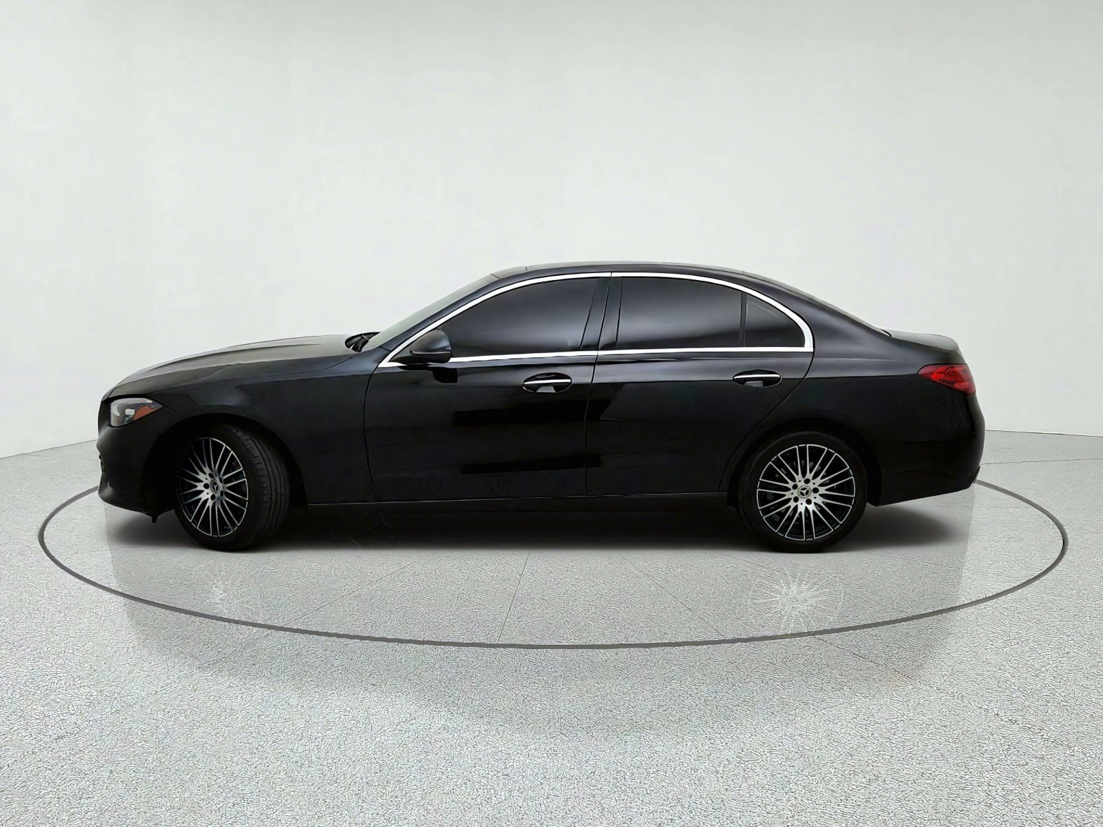 Used 2025 Mercedes-Benz C 300 Sedan image 14