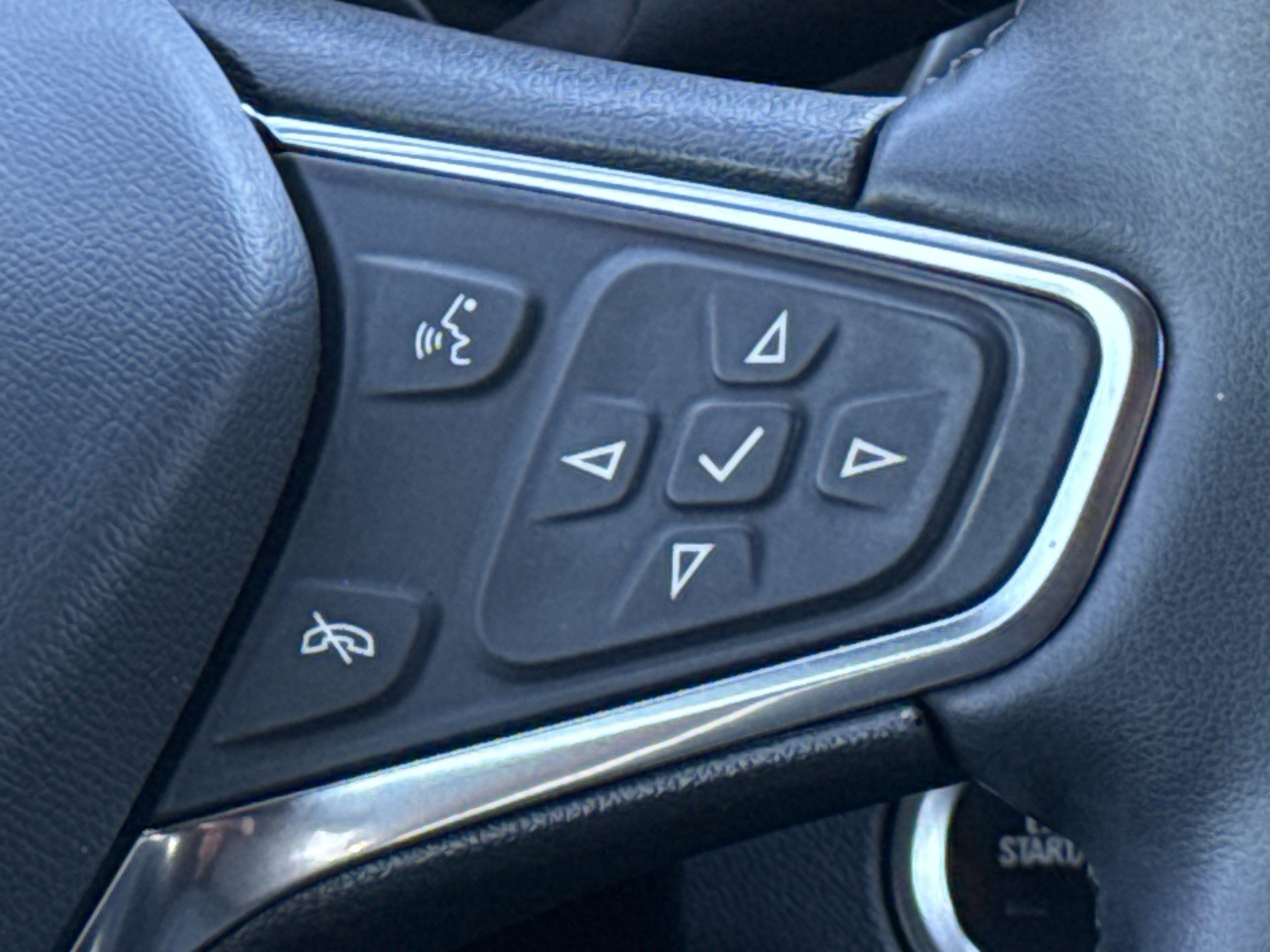 Certified 2024 Chevrolet Equinox LT image 20