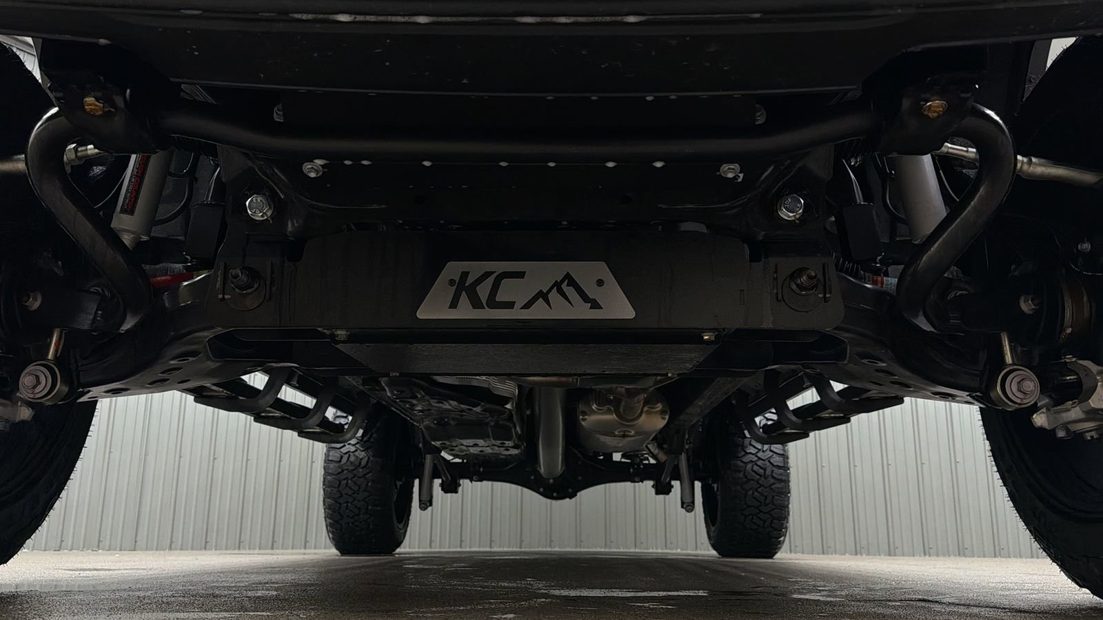 Used 2025 Toyota Tundra Limited w/ TRD Off-Road Package image 18